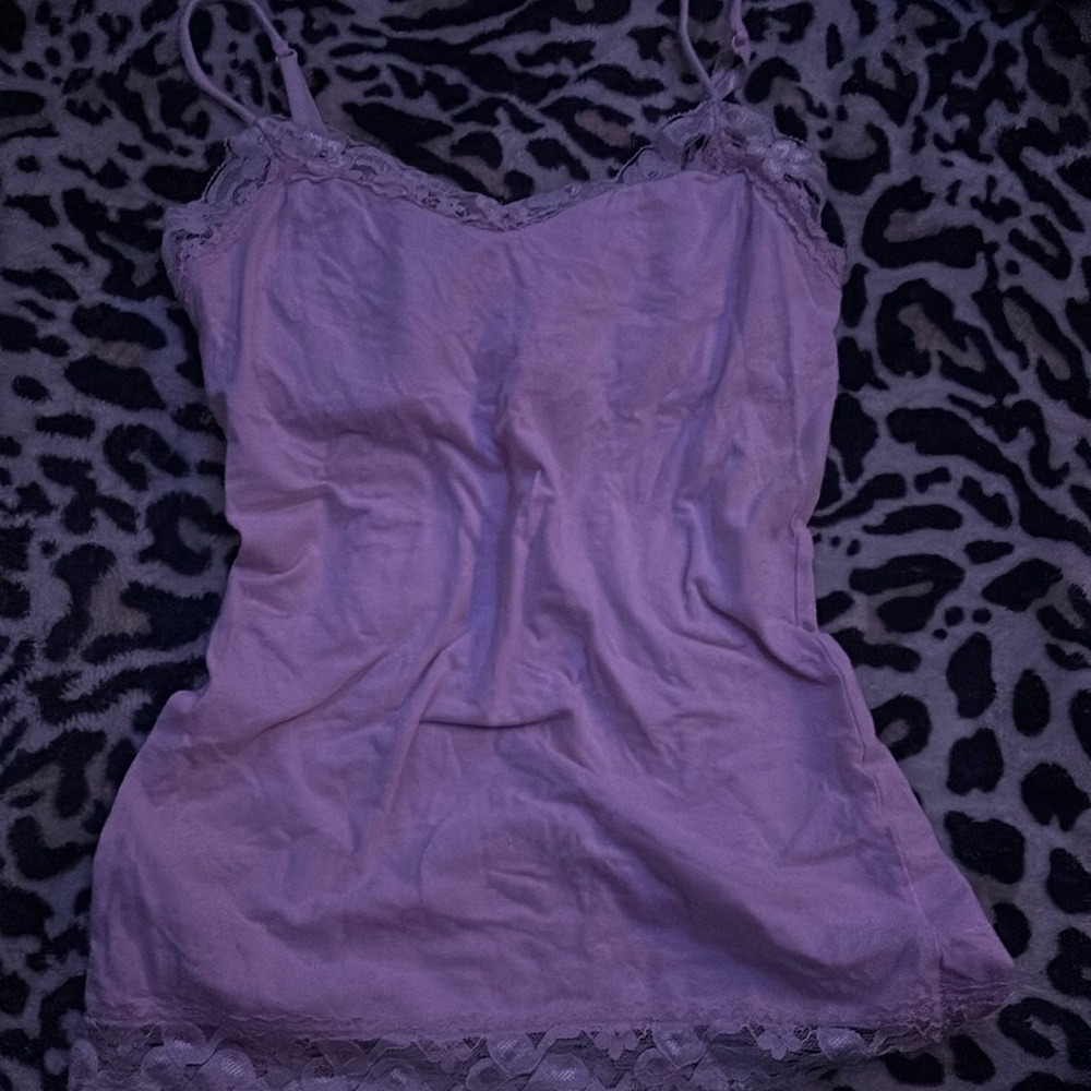 size small, brand, no boundaries.